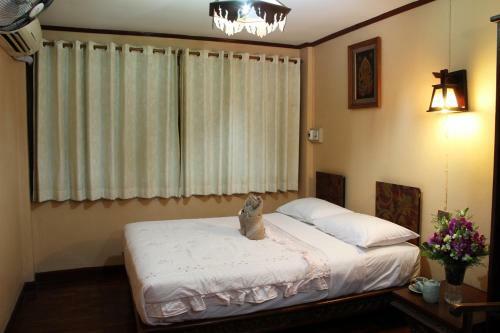 Hostal S.k. House 1