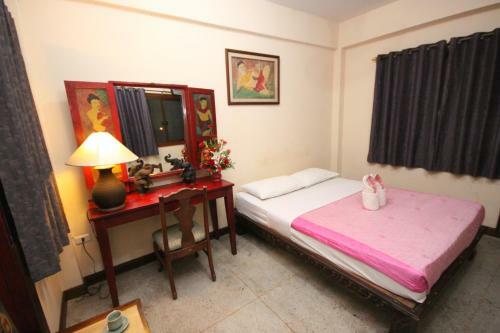 Hostal S.k. House 1
