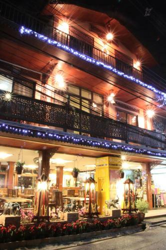 Hostal S.k. House 1