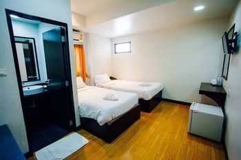 Basic Line Hotel @ Loikroh