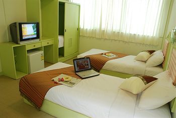 New Mitrapap Hotel
