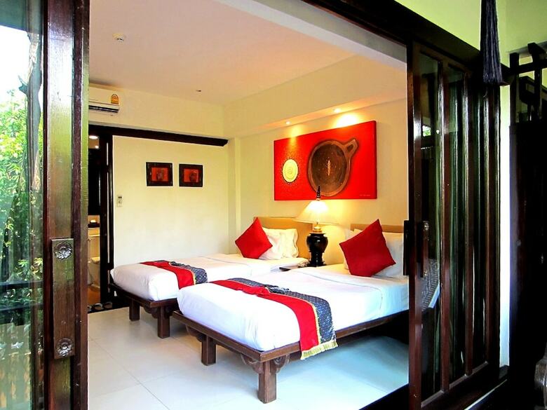 Hotel Yantarasri Resort