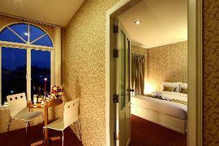 Victoria Nimman Hotel