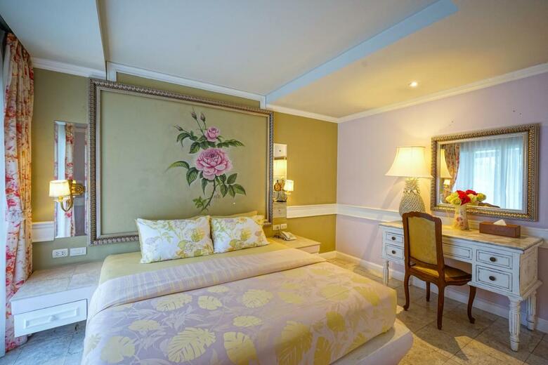Hotel At Pingnakorn