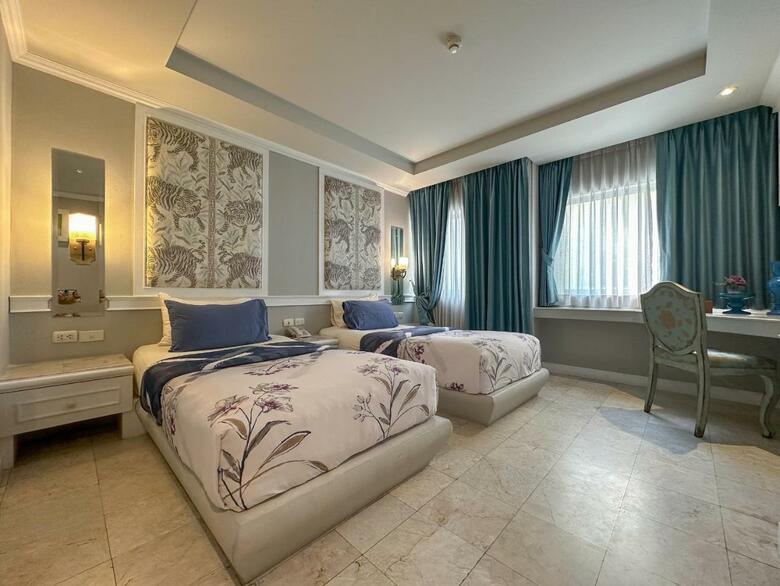 Hotel At Pingnakorn