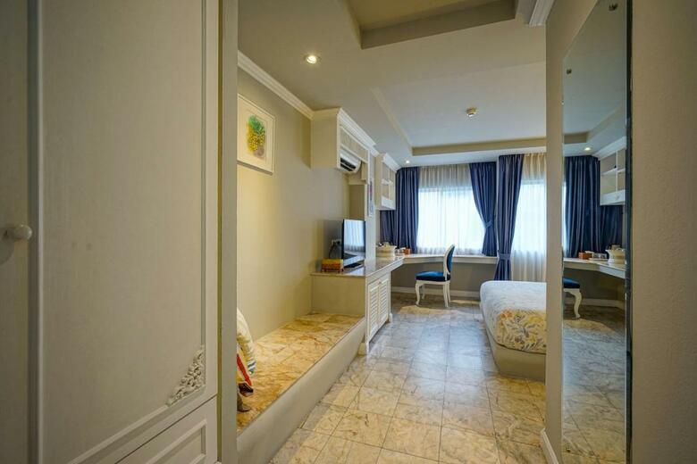 Hotel At Pingnakorn