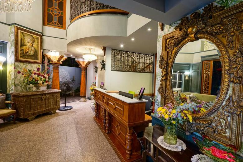 Hotel At Pingnakorn
