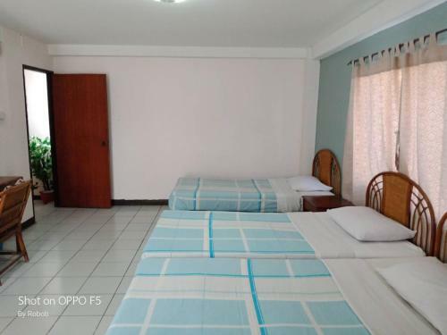 Hostal V.i.p. House