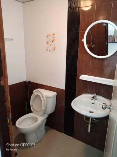 Hostal V.i.p. House