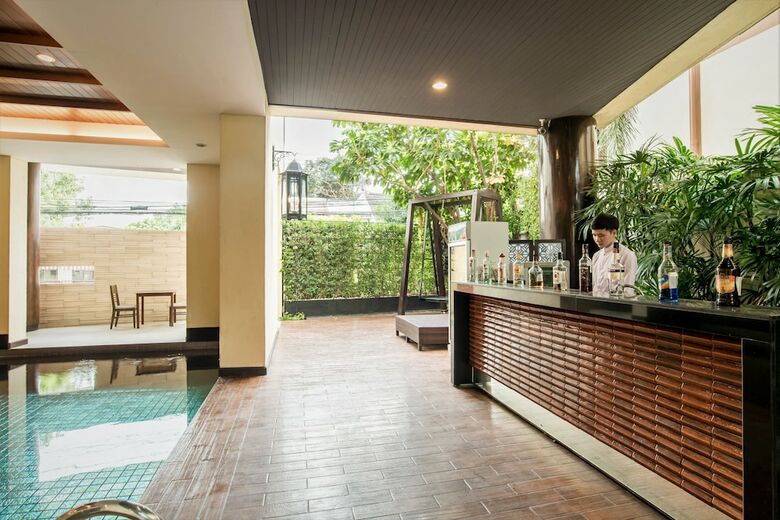 De Chai The Colonial Hotel