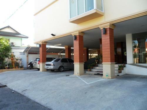 Hostal Kaewchantra Mansion