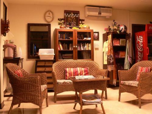 Posada Tri Gong Residence