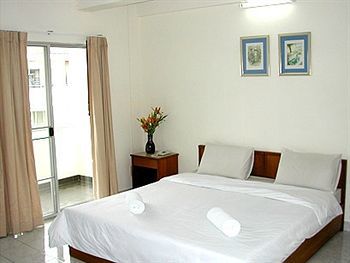 Apartamentos Sa-nguan Malee Mansion