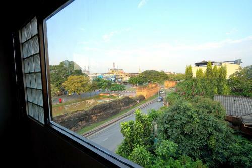 Hug Hostel