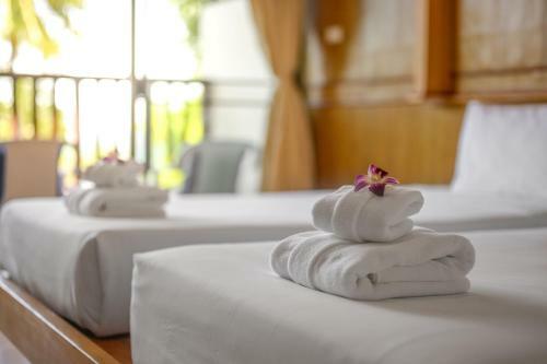Patong Lodge Hotel
