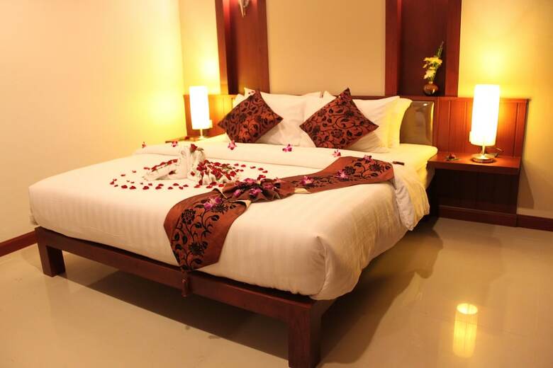 Patong Hemingway's Hotel