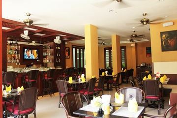 Patong Hemingway's Hotel