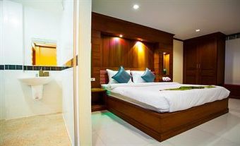 Cc Porntip Hotel