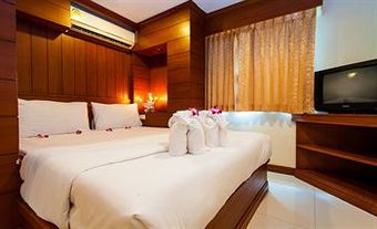 Cc Porntip Hotel