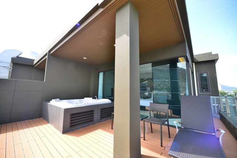 Hotel The Charm Resort Phuket