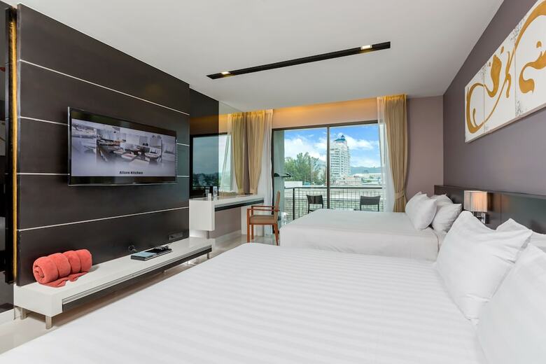 Hotel The Charm Resort Phuket