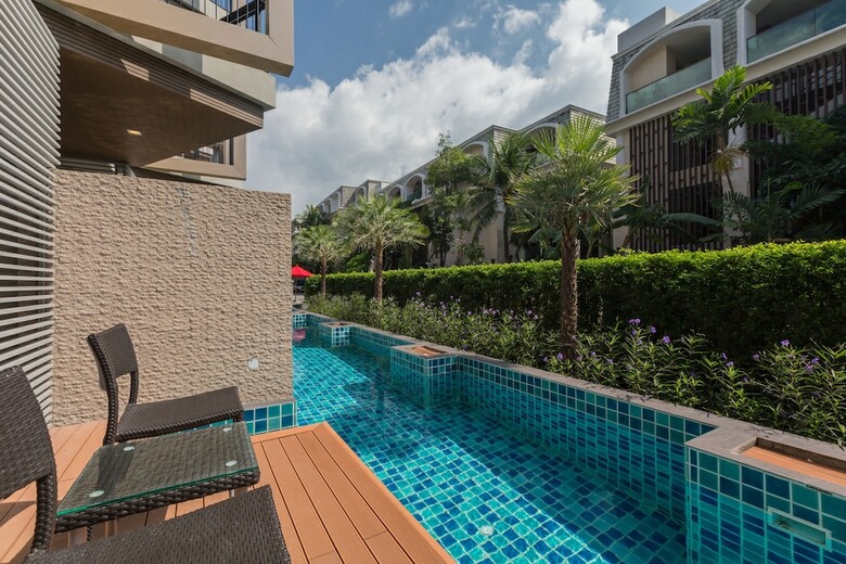 Hotel The Charm Resort Phuket
