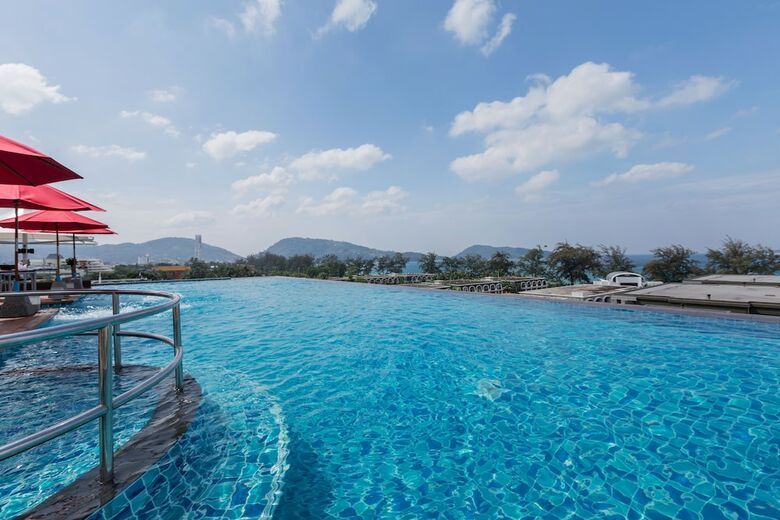 Hotel The Charm Resort Phuket