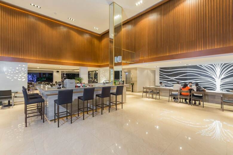 Hotel The Charm Resort Phuket