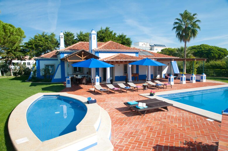 Villa Shantivillas