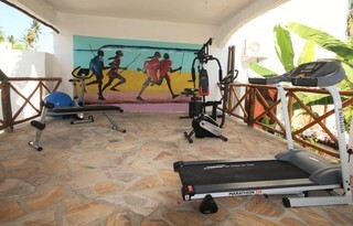 Hotel Paradise Beach Resort