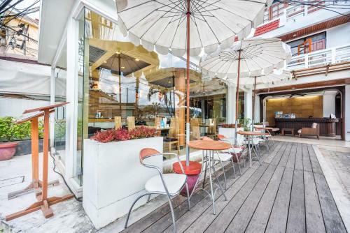 Hostal Sunset Mansion