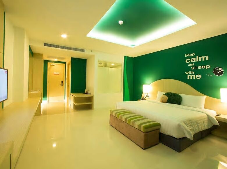 Sleep With Me Hotel Design Hotel @ Patong