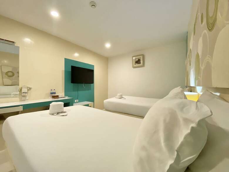 Hotel Patong Holiday