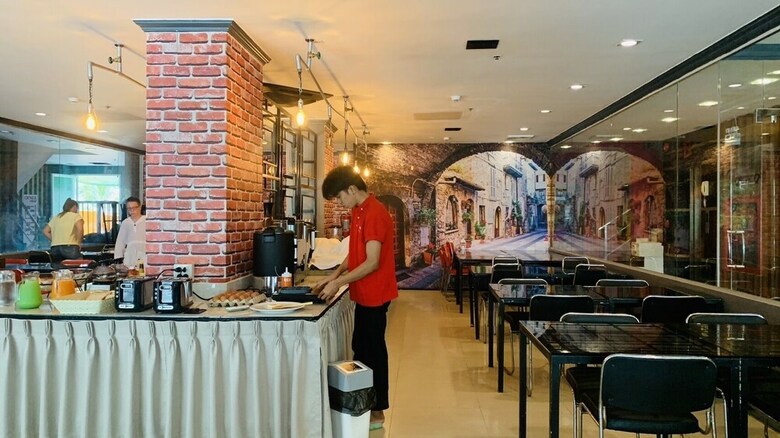 Hotel Patong Holiday