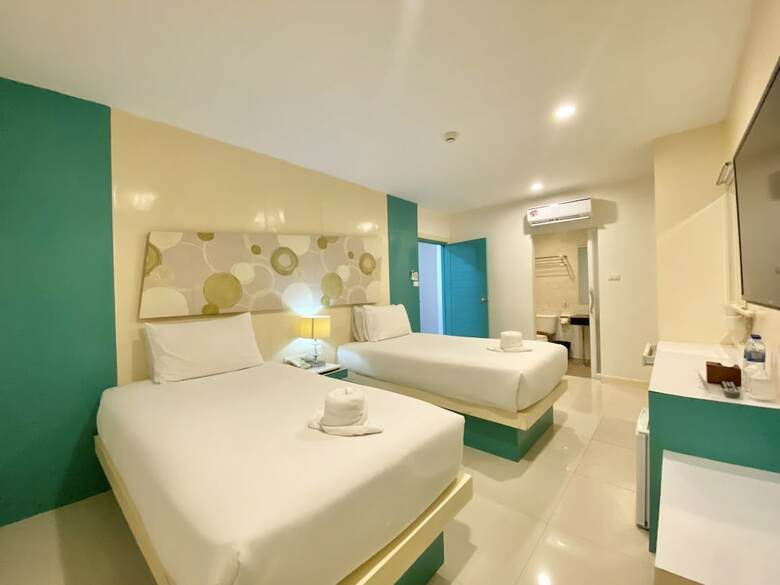 Hotel Patong Holiday