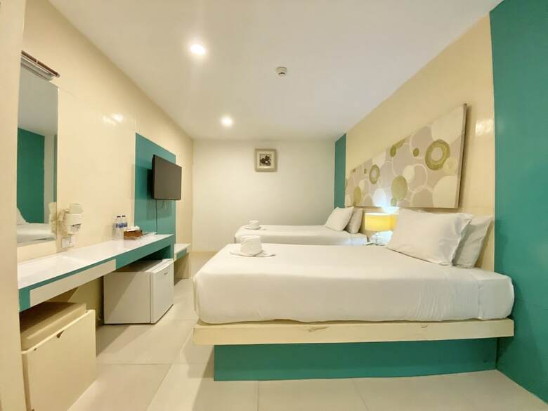 Hotel Patong Holiday