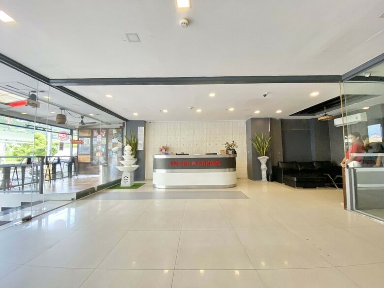 Hotel Patong Holiday