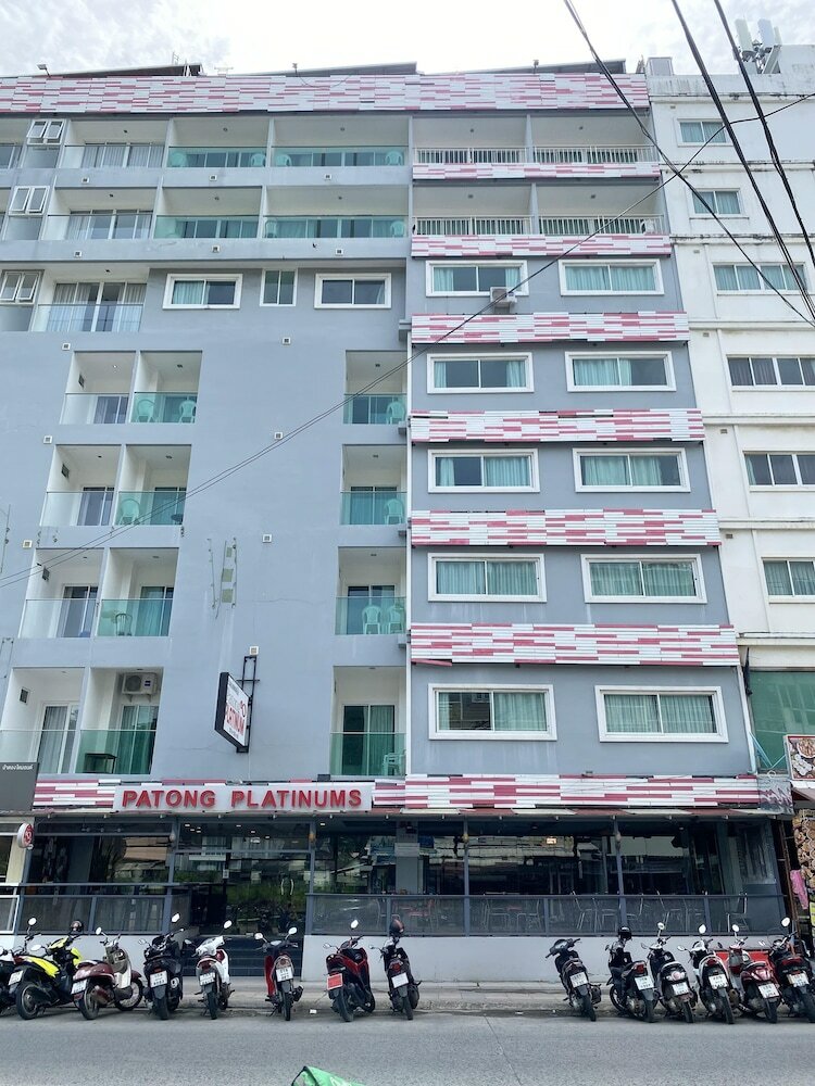 Hotel Patong Holiday