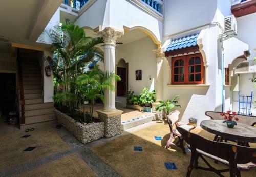 Hostal Eriksson Guesthouse