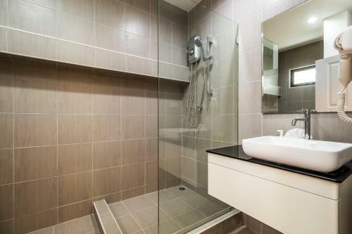 Hostal Eriksson Guesthouse
