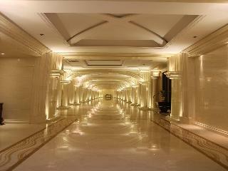 Grand Bravo Hotel