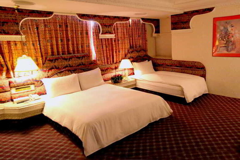 Crystal Hotel Taipei