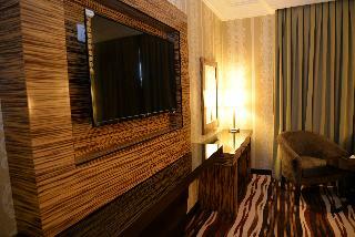 Hotel Crown Town
