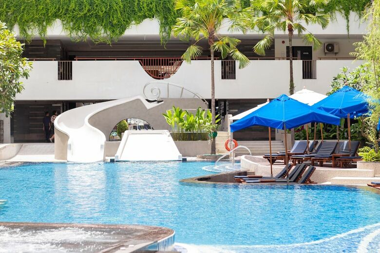 Hotel Deevana Plaza Phuket