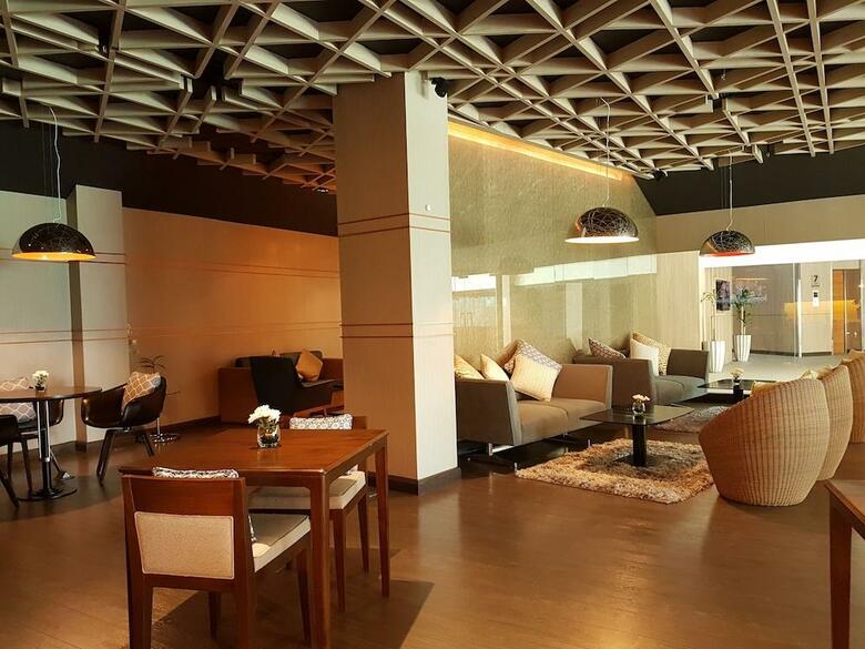 Hotel Dusitd2 Phuket Resort