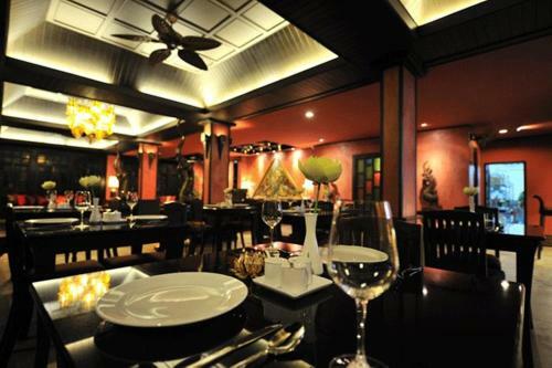 Siralanna Hotel