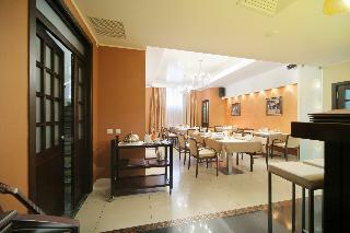 Business Hotel Senator