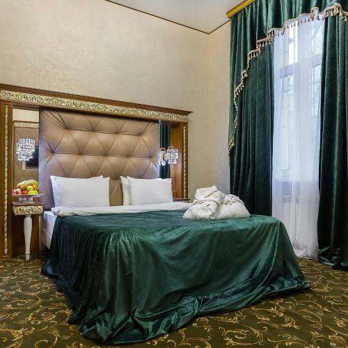 Hotel Empire