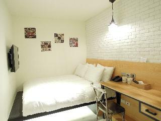 Re-change Hotel