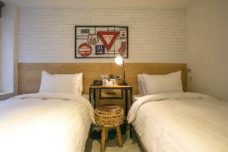 Re-change Hotel